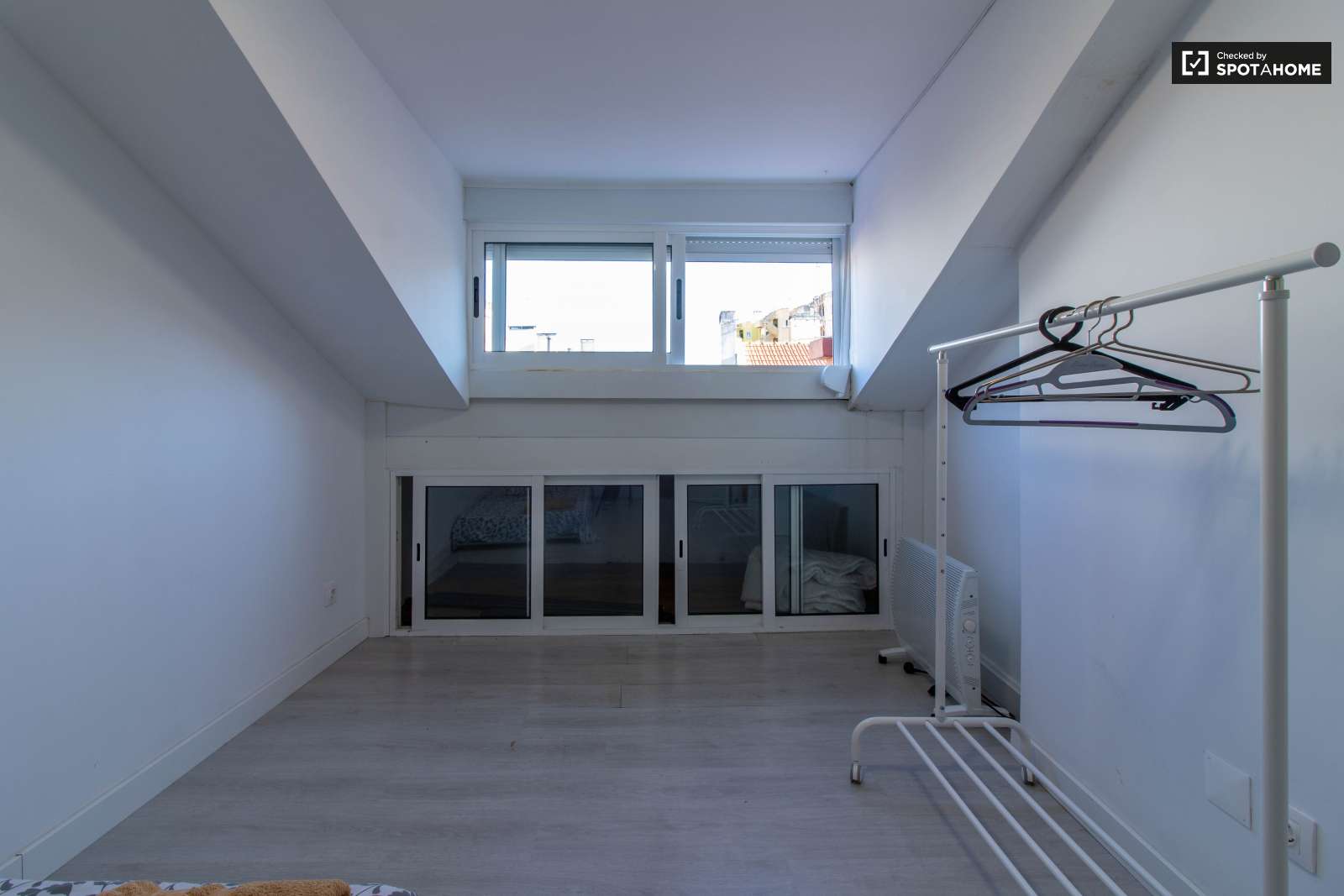 Great 2-bedroom apartment for rent in Arroios