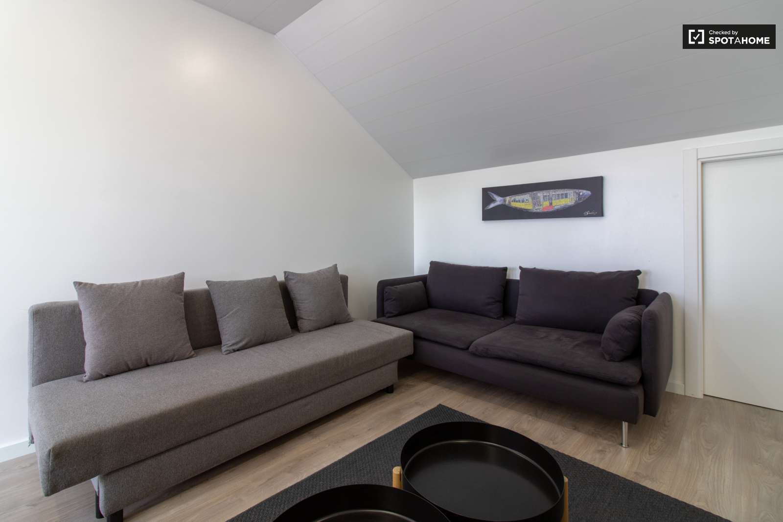 2-bedroom apartment to rent in Ajuda