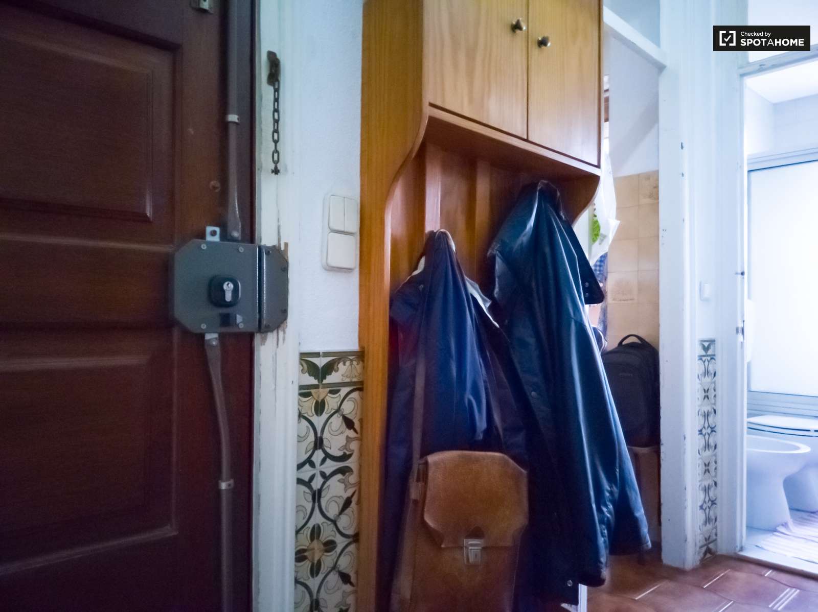 Single Bed in Rooms for rent in 3-bedroom apartment in Arroios