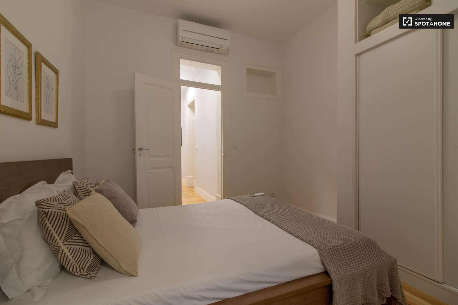 2-bedroom apartment for rent in Arroios