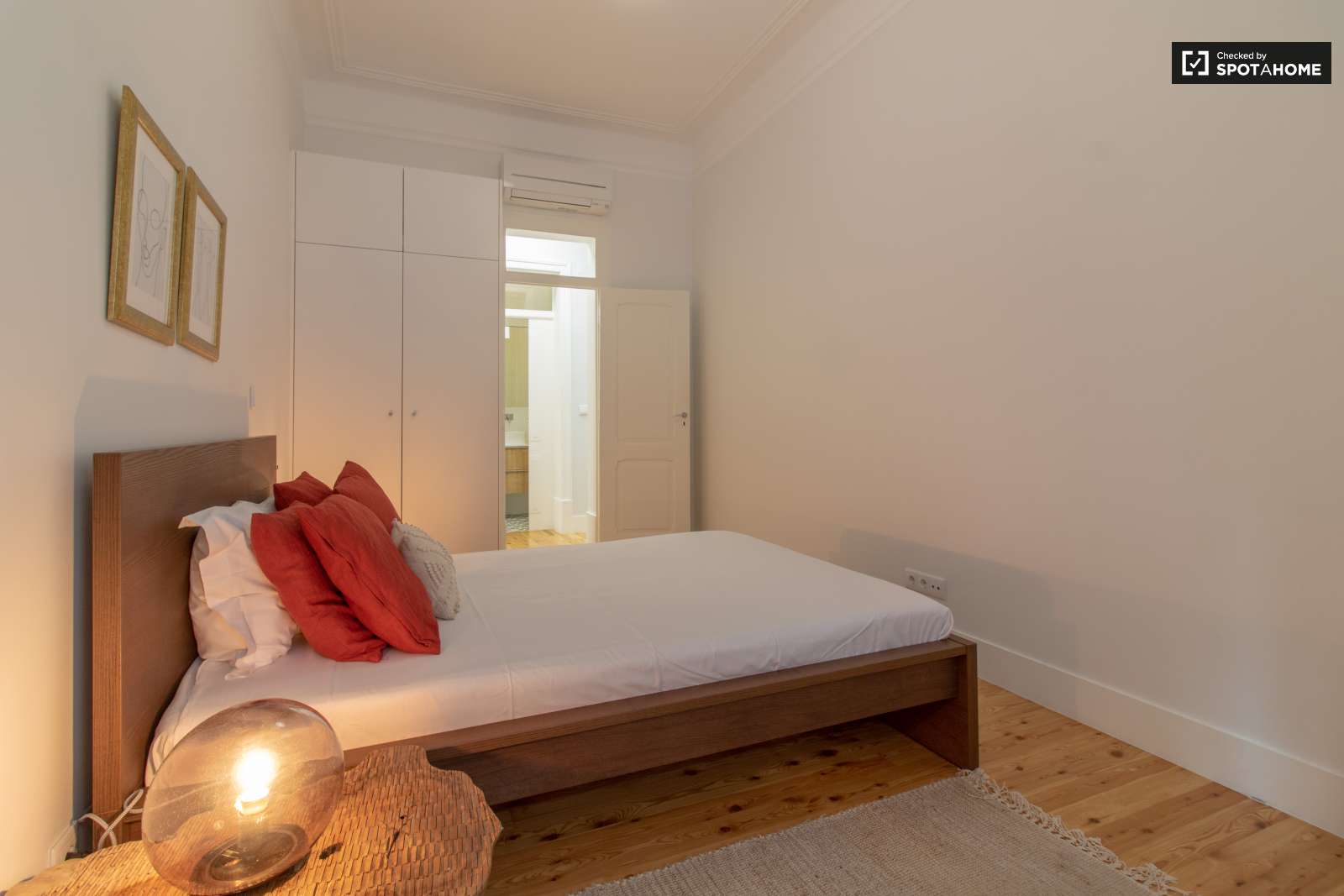 2-bedroom apartment for rent in Arroios