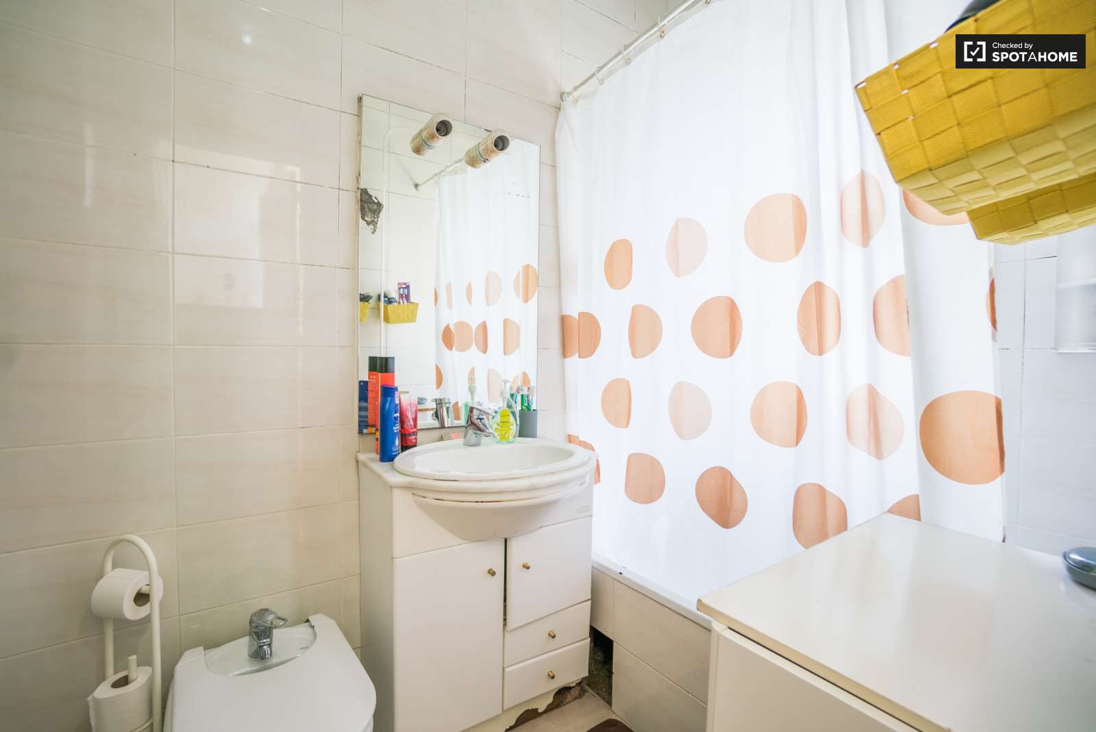 Room in Campo de Ourique, near Mercado Campo Ourique