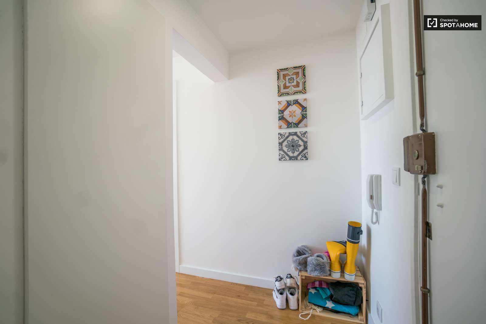 Terrific 1-bedroom apartment for rent near Instituto Superior Técnico in Arroios, Lisbon