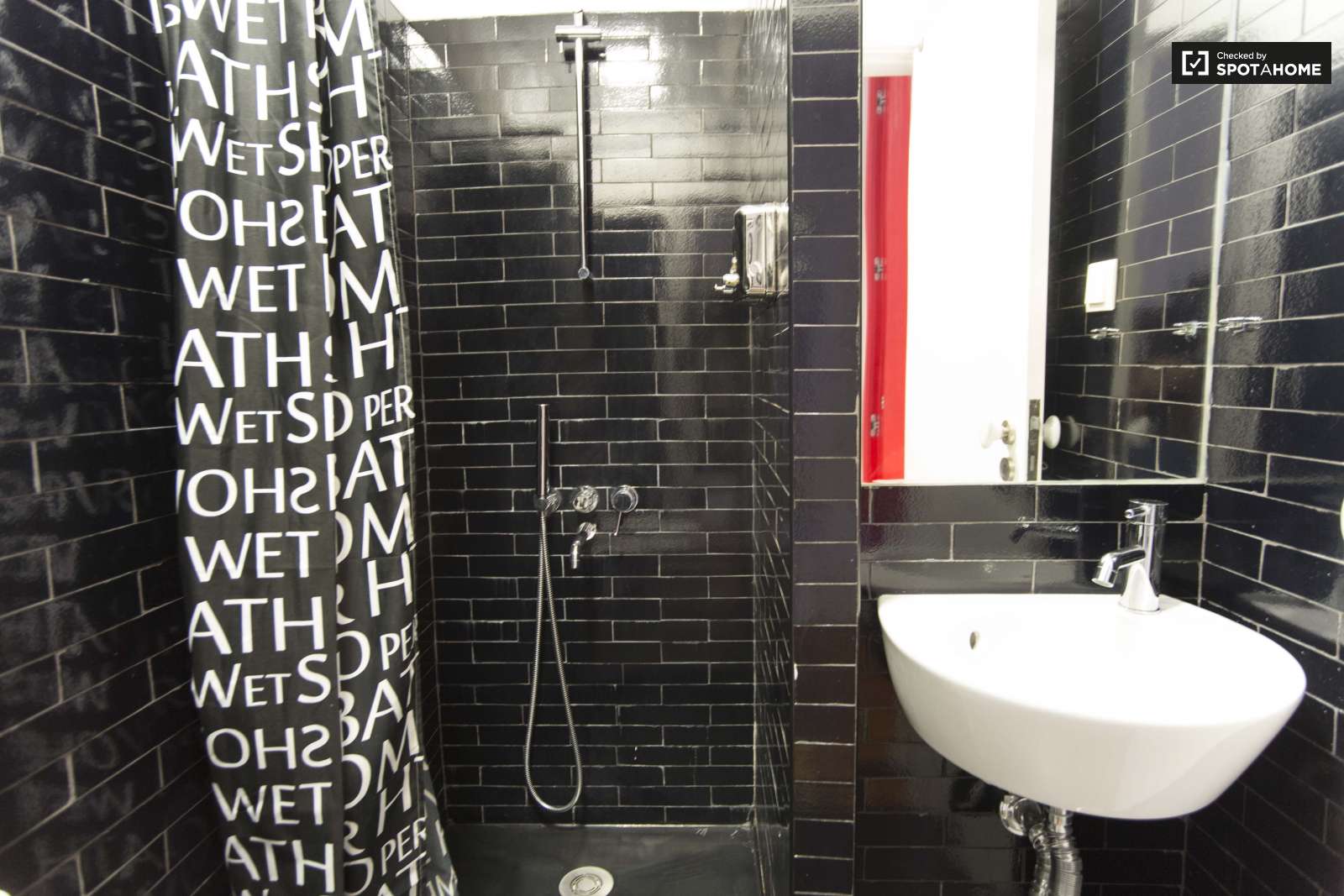 Modern 1-bedroom apartment for rent close to Ajuda National Palace