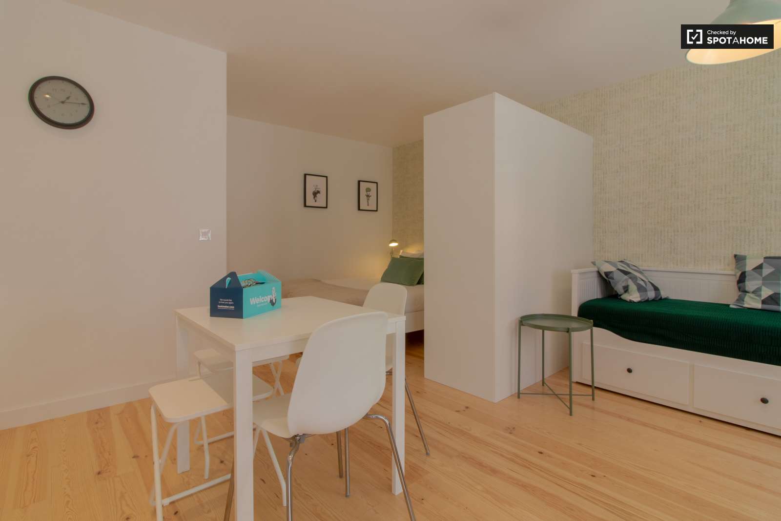 Stylish studio apartment for rent in Belém