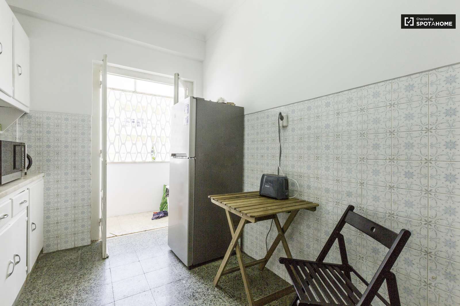 Nice room near the University NOVA (SBE) Carcavelos