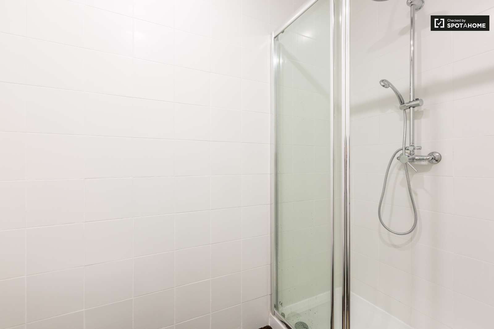 Charming studio apartment for rent in Anjos