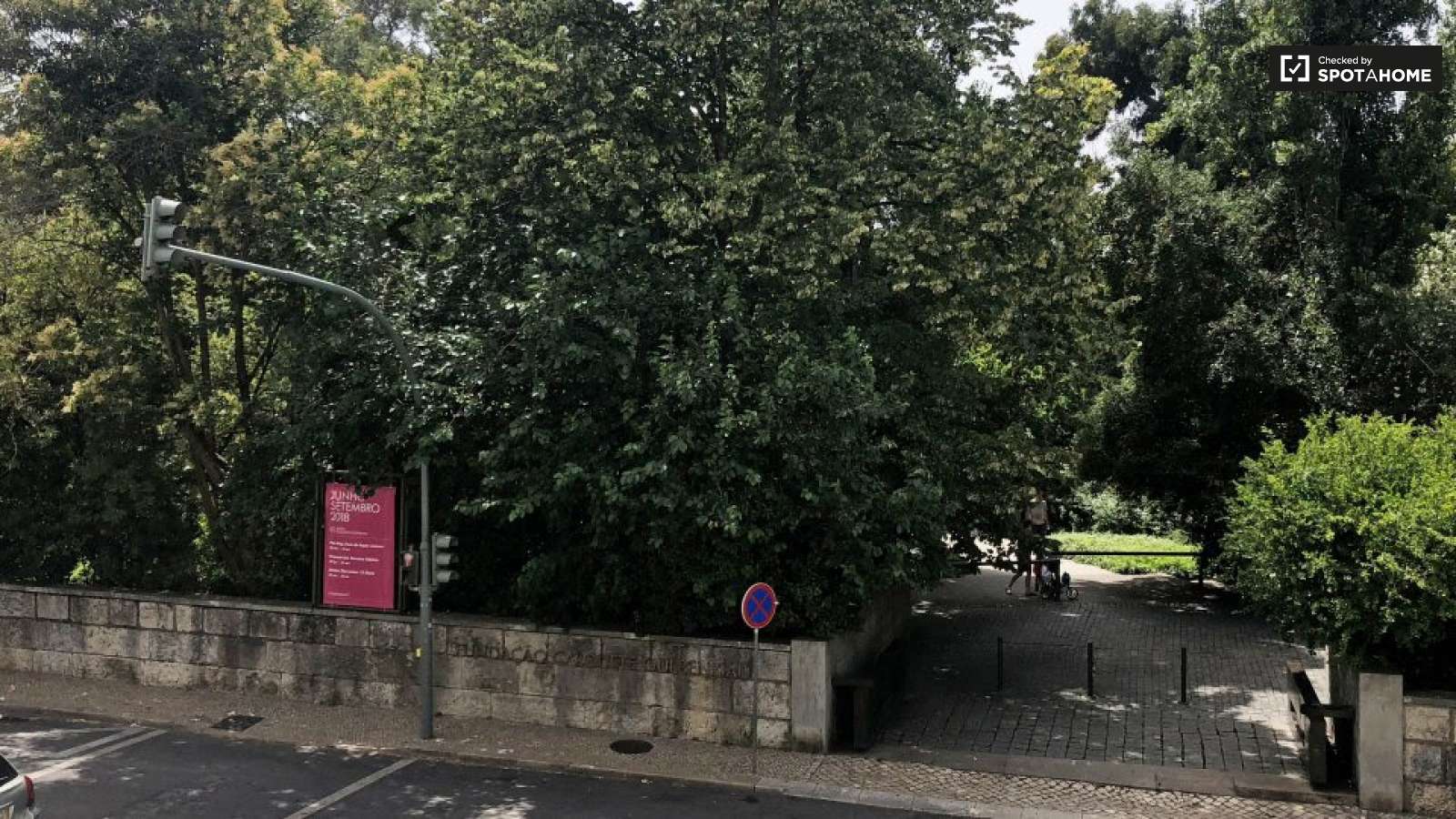 Fantastic Apartment For Rent in Penha de França , Lisbon