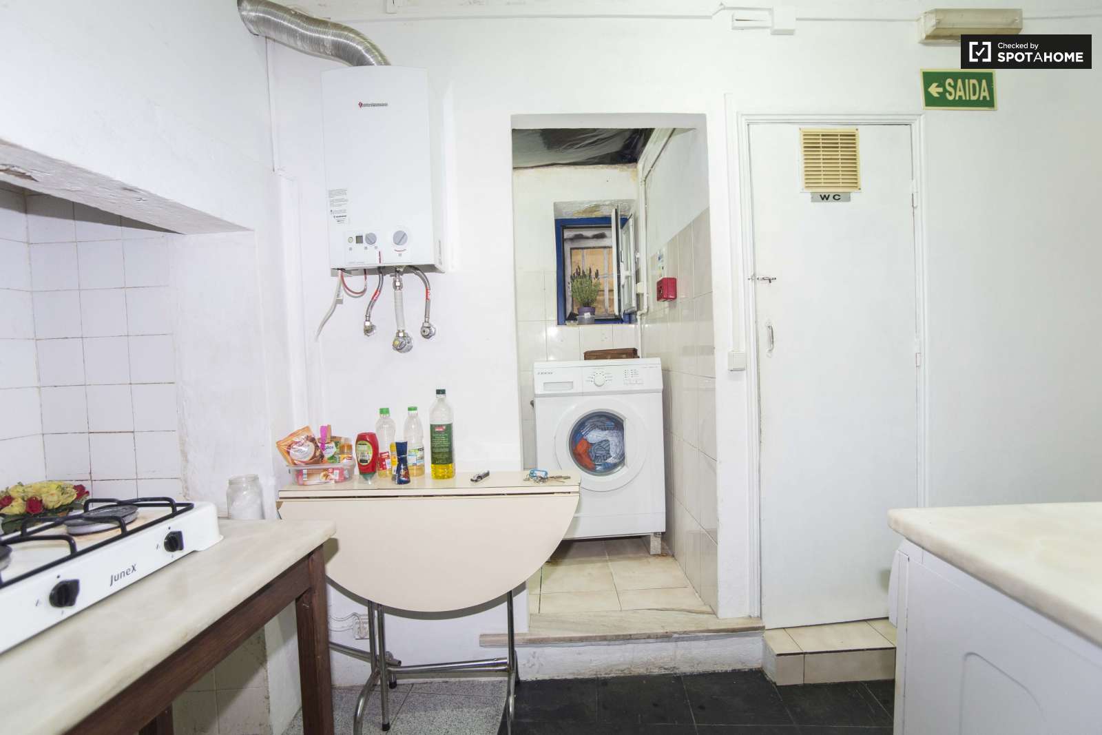 Renovated apartment in the center of Lisbon (Areeiro area)