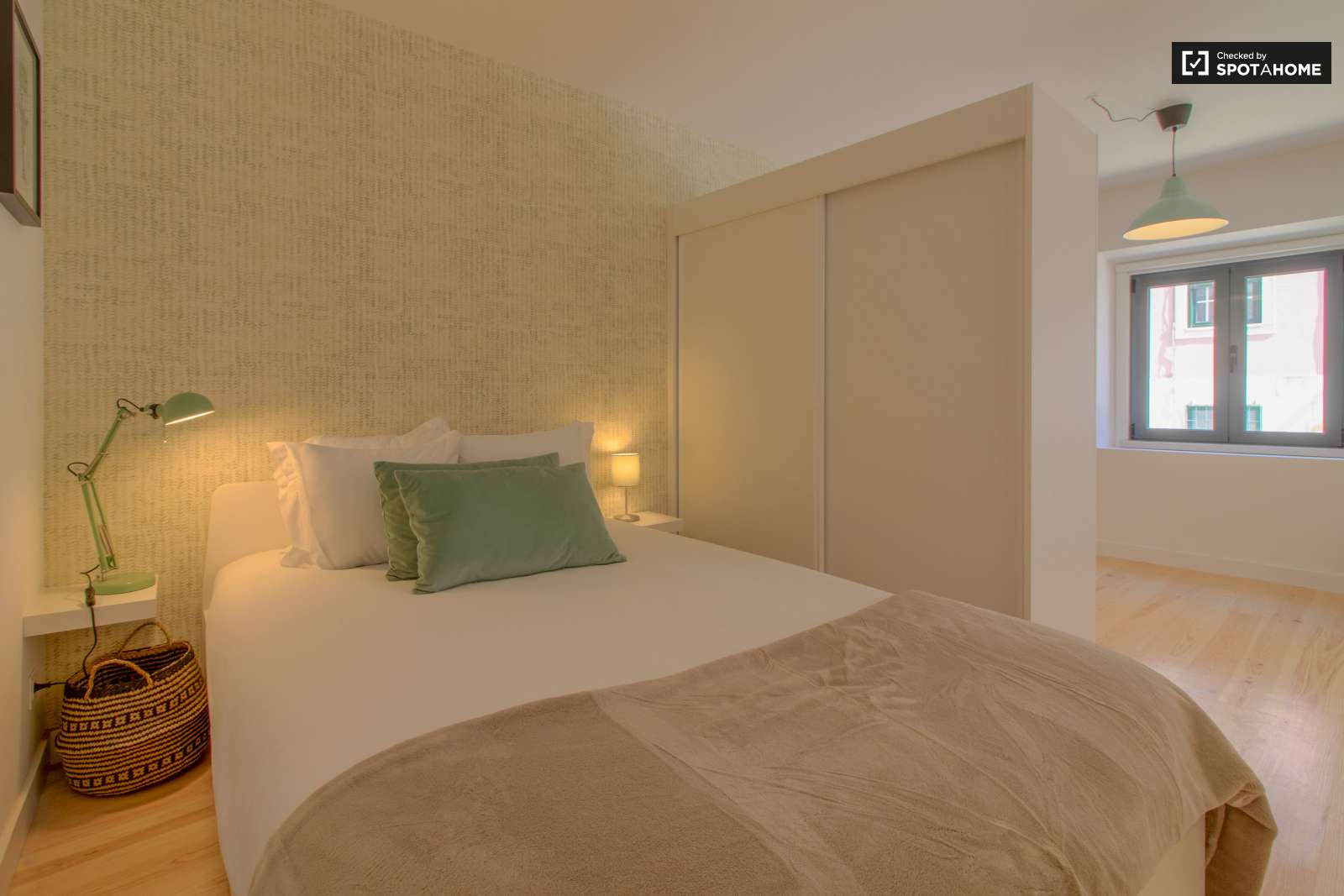 Stylish studio apartment for rent in Belém