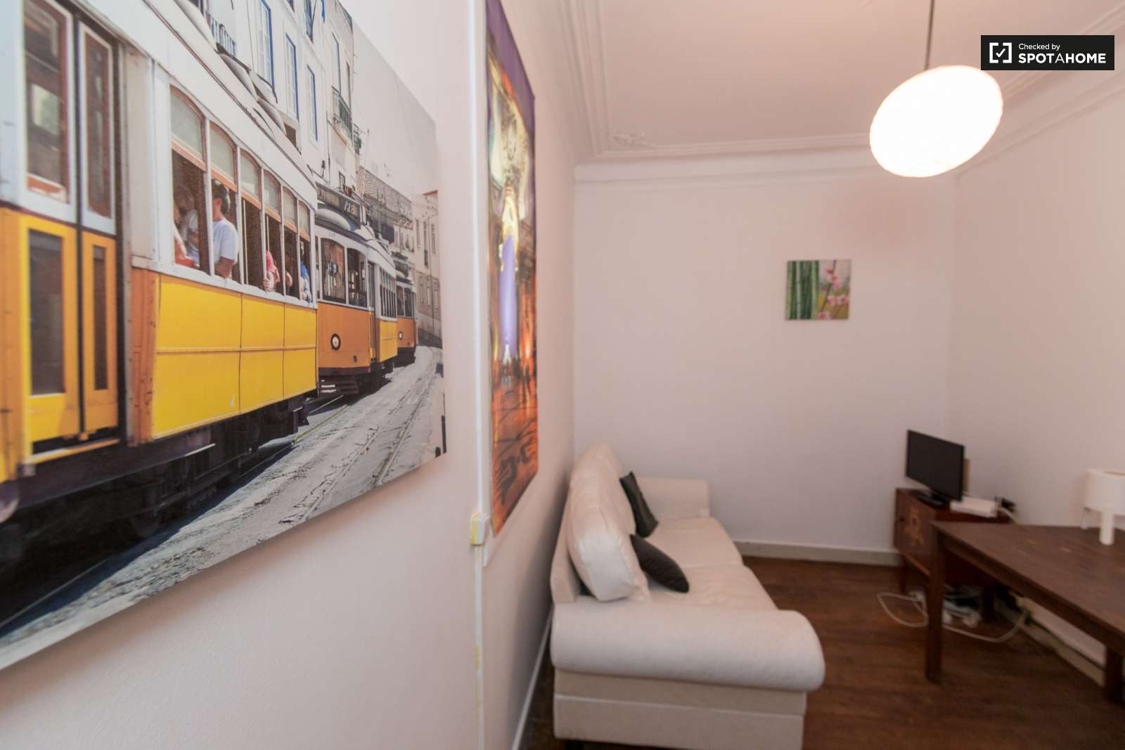 Charming room Lisbon Center - NEW