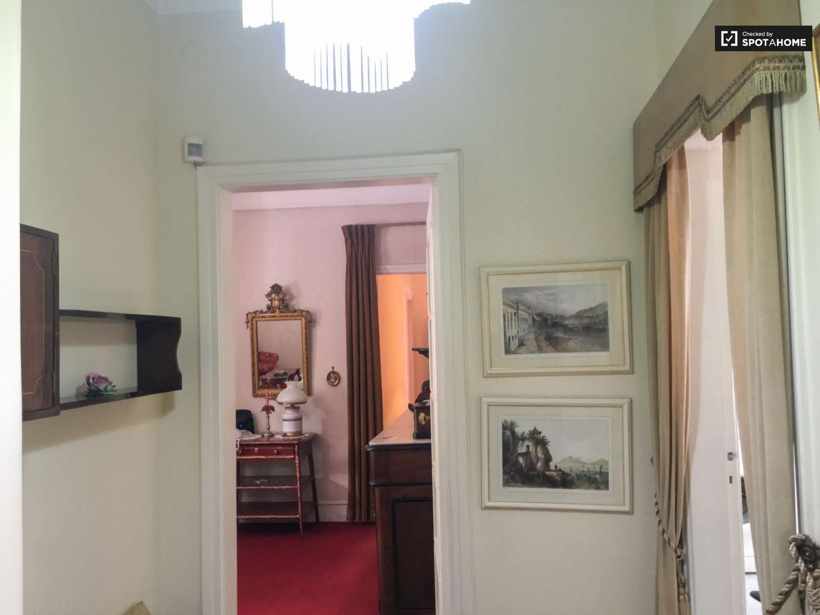 Spacious 3-bedroom apartment for rent in Areeiro