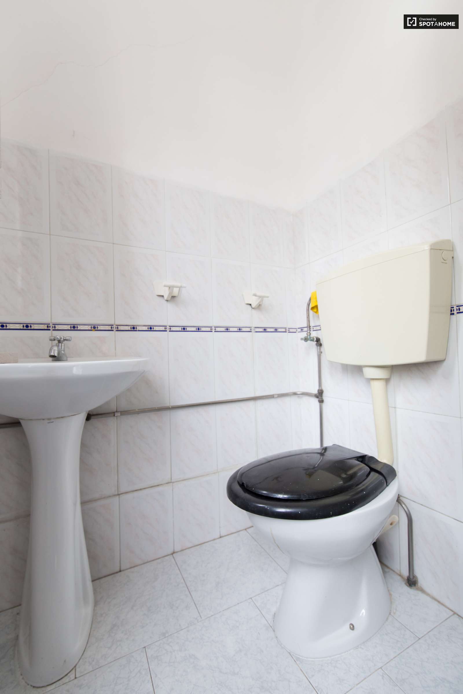 Charming room Lisbon Center - NEW