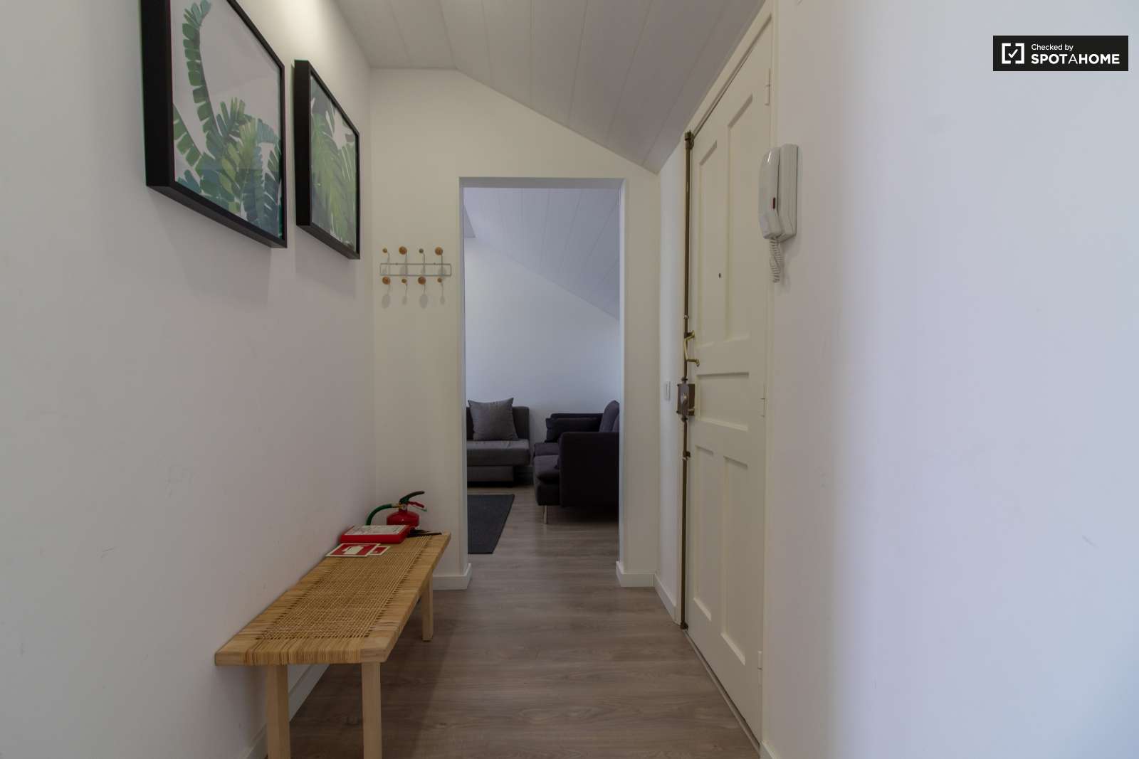 2-bedroom apartment to rent in Ajuda