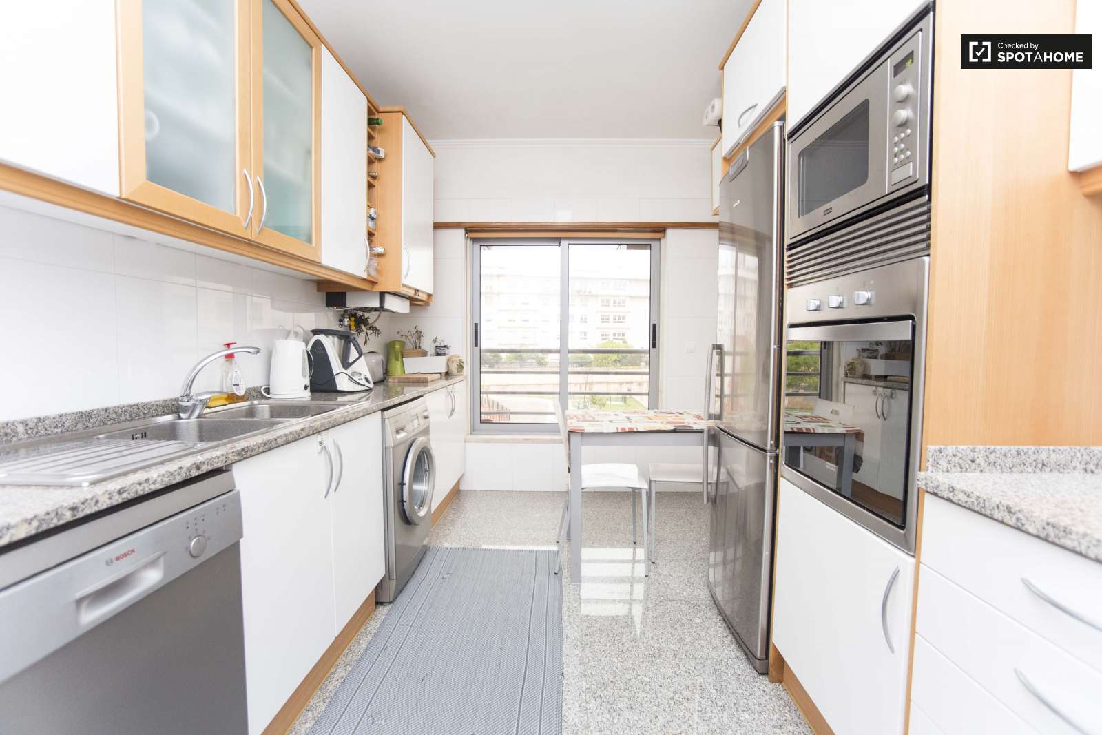 Gorgeous 3-bedroom apartment for rent in Lumiar