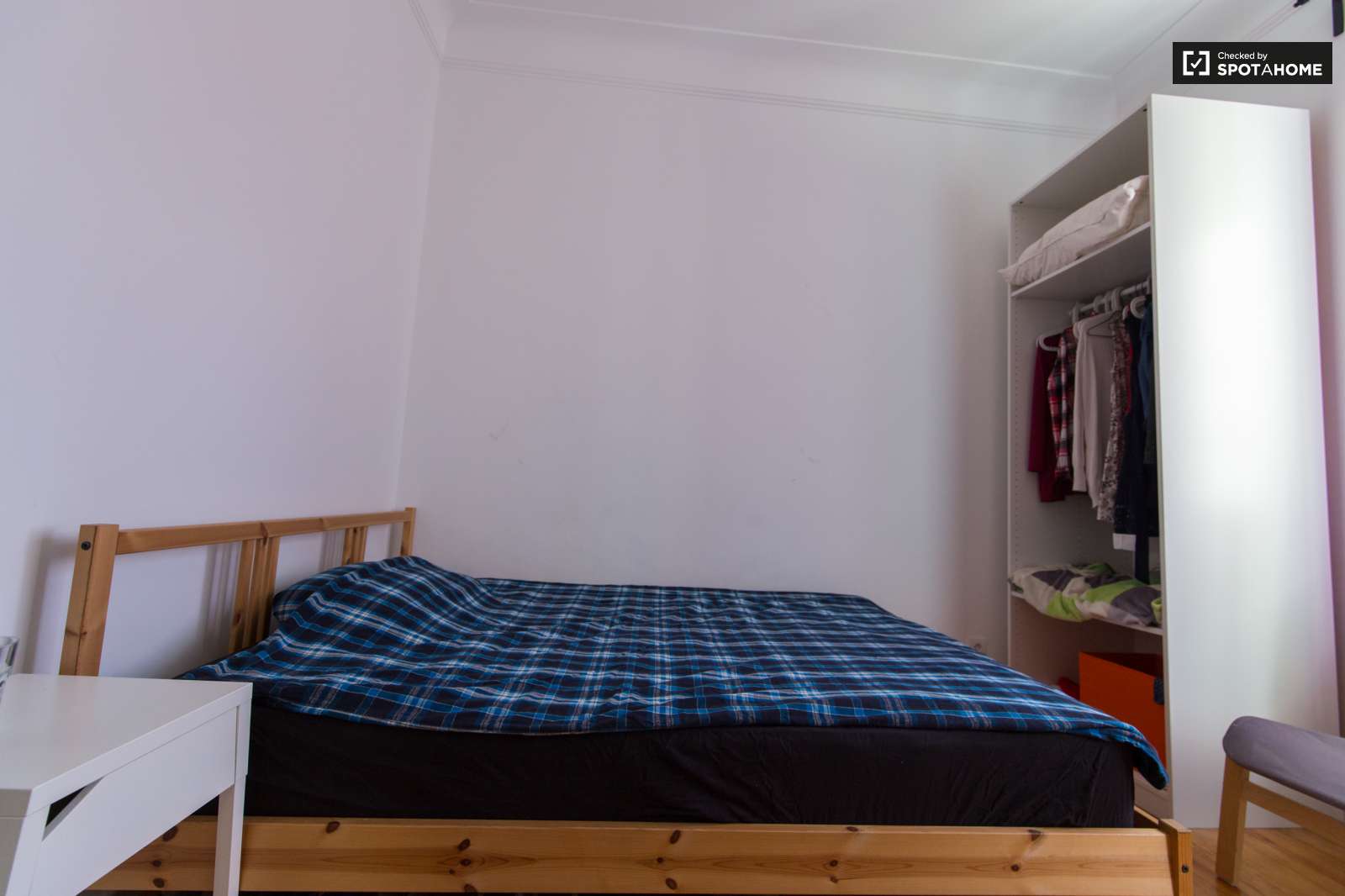 Apartamento com 2 quartos perto de Santa Apolónia