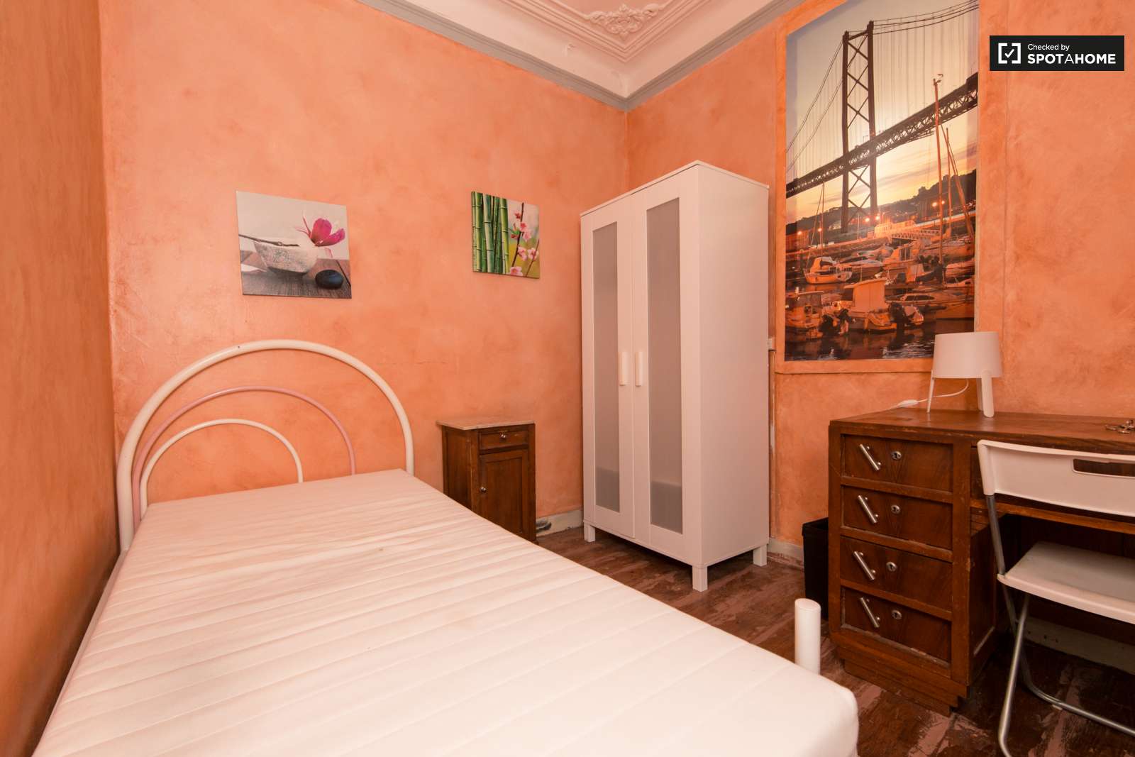 Charming room Lisbon Center - NEW