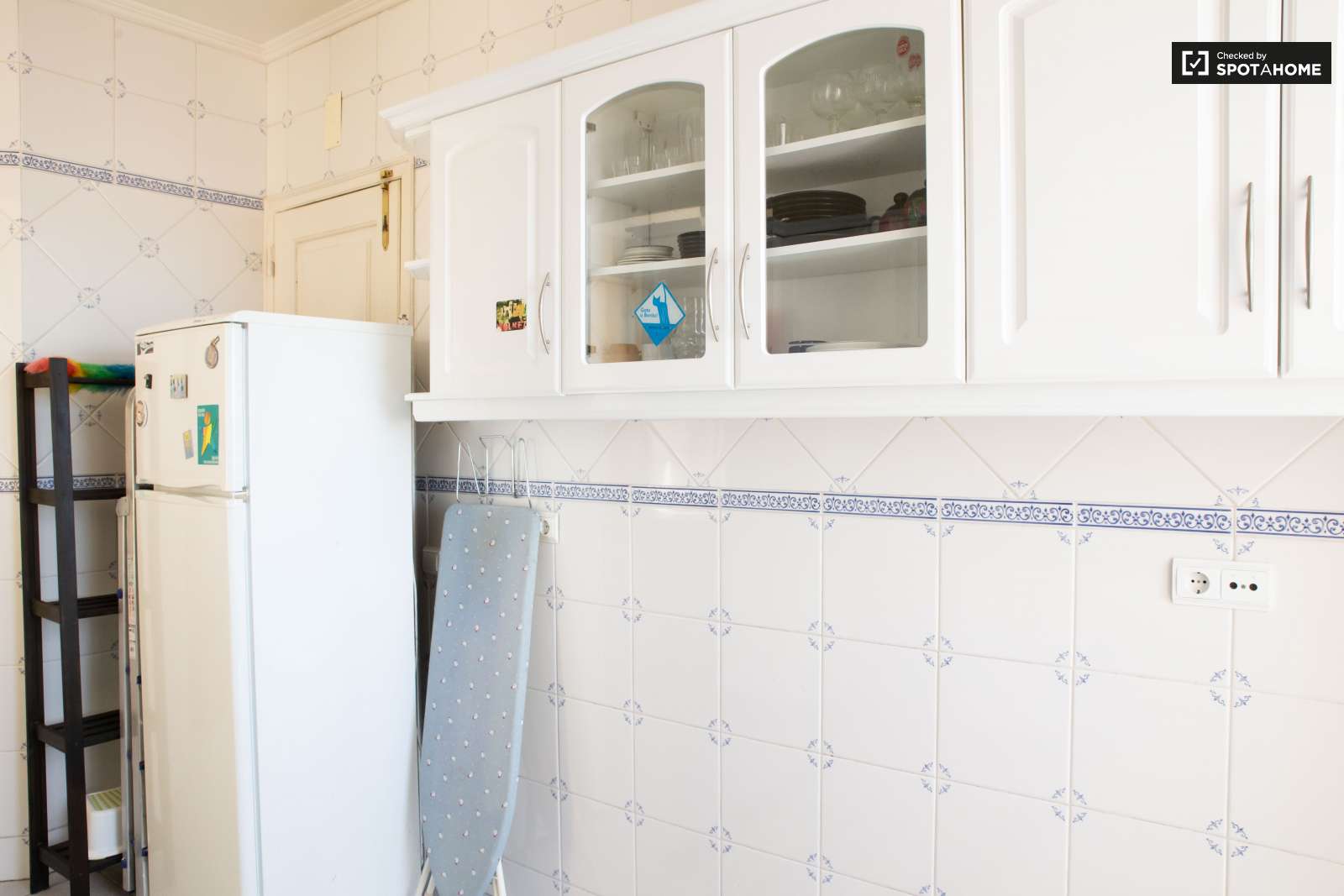 Renovated 3-bedroom apartment for rent in Graça e São Vicente