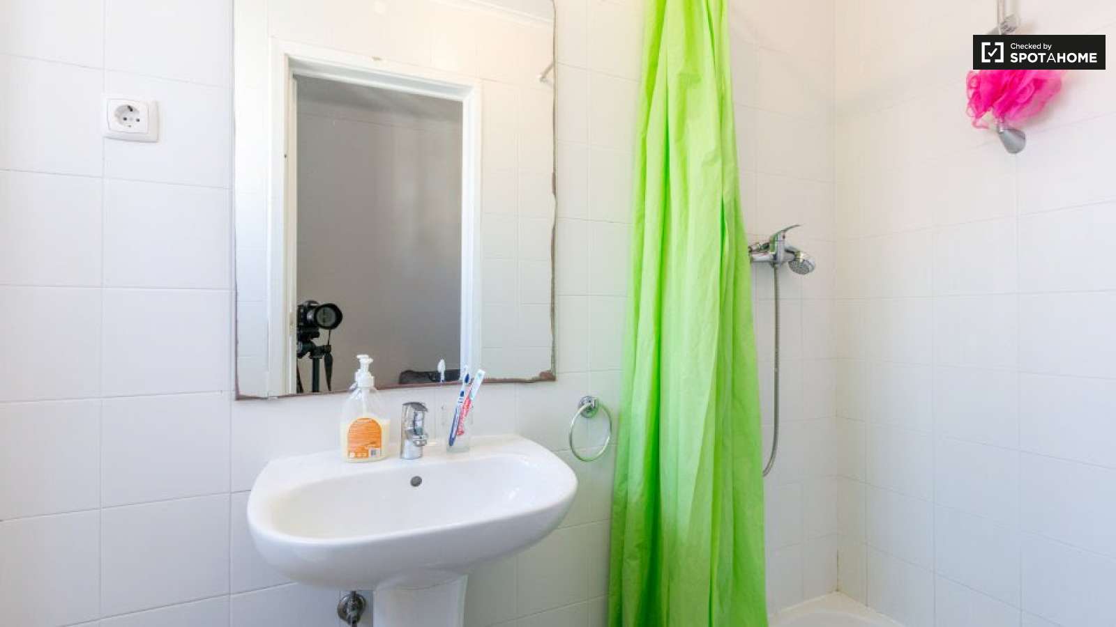 Quarto duplo para estudantes nas águas livres