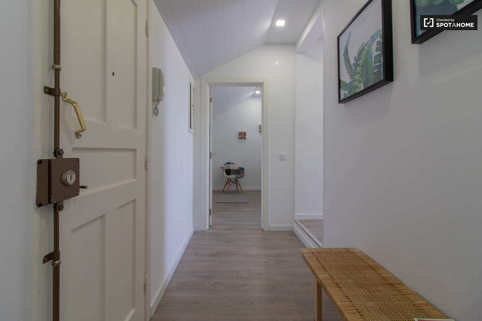 2-bedroom apartment to rent in Ajuda