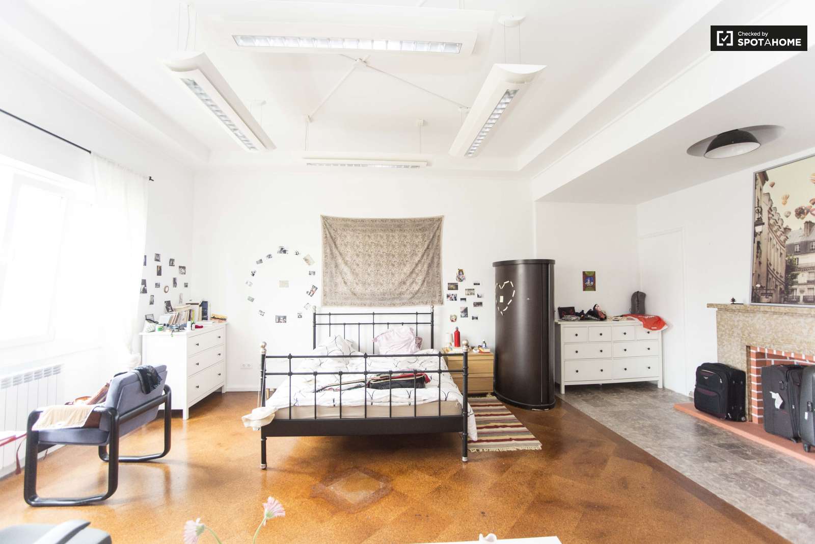 Carcavelos-Lisbon/Surf Beach Large bedroom