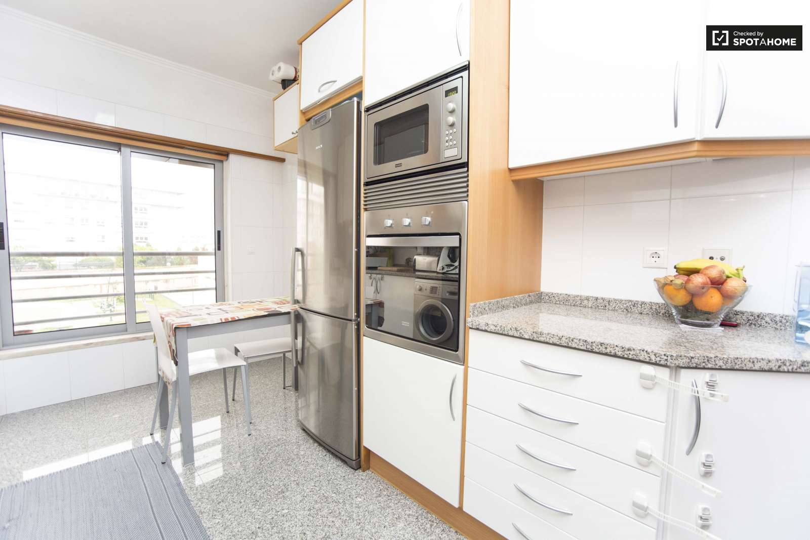 Gorgeous 3-bedroom apartment for rent in Lumiar