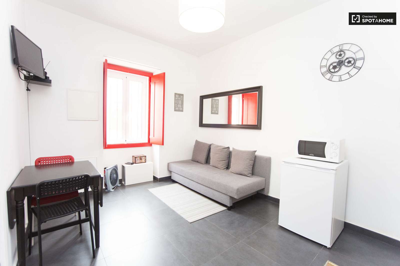 Modern 1-bedroom apartment for rent close to Ajuda National Palace