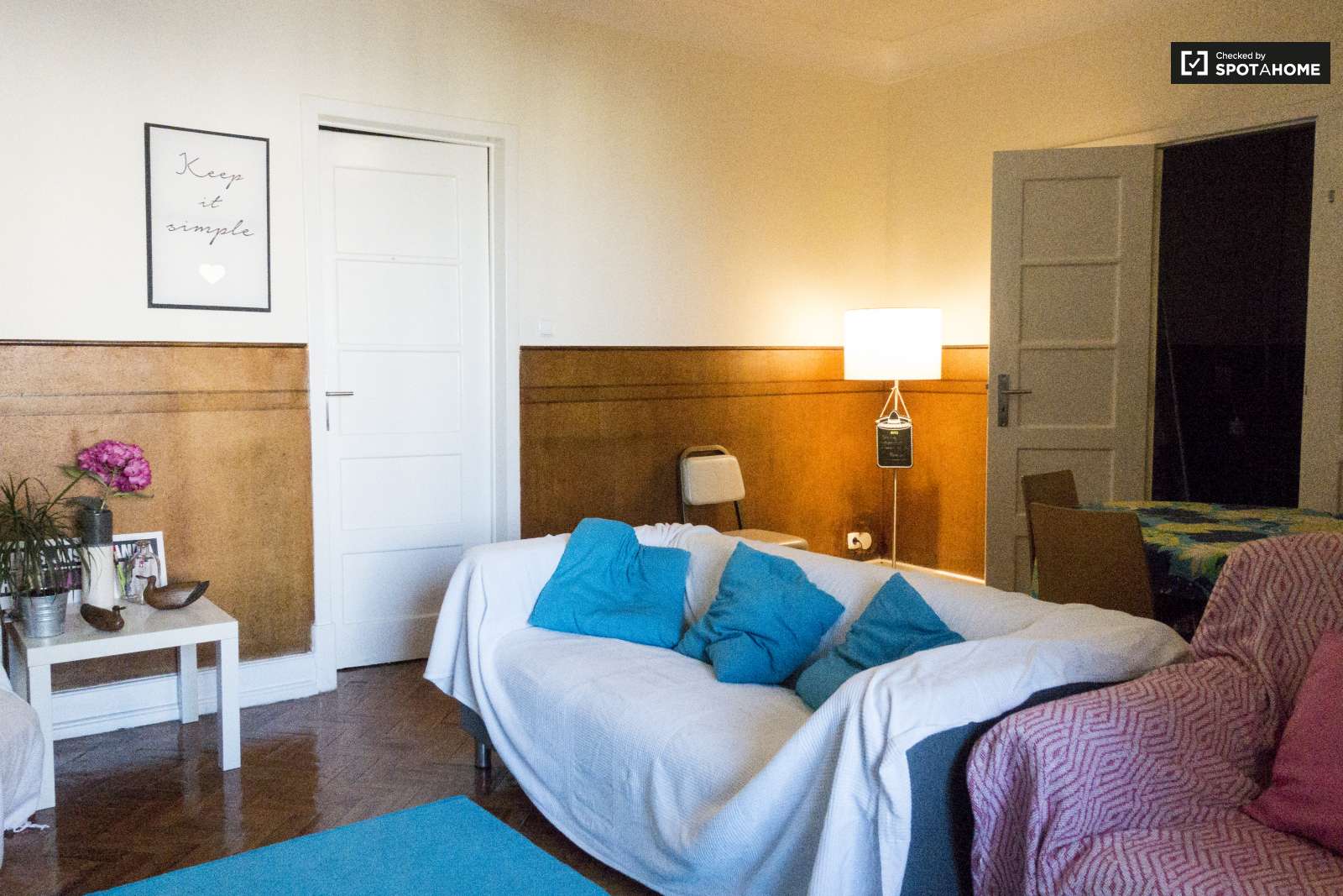 Quarto Espaçoso e Confortavel no Distrito de Lisboa