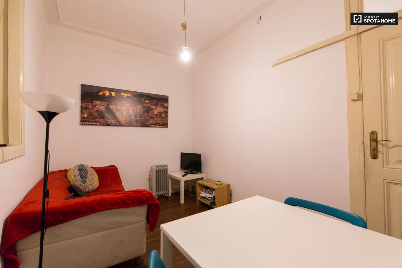 Single Room 10 min Lisbon City Center!