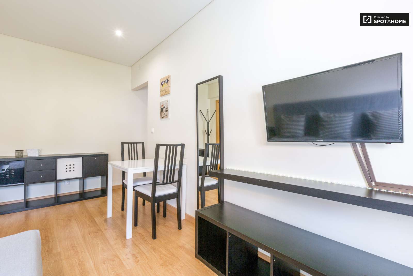 ROOM IN THE CITY CENTRE OF LISBON_BAIXA POMBALINA