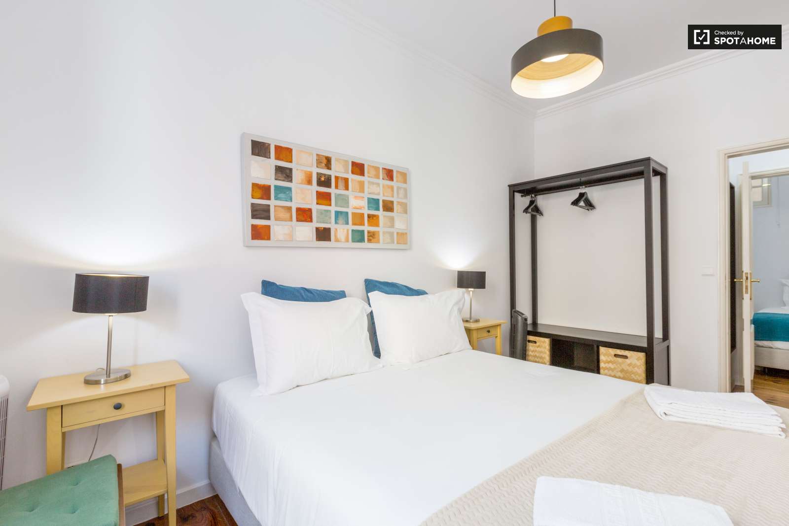 Modern 2-bedroom apartment for rent in Avenidas Novas