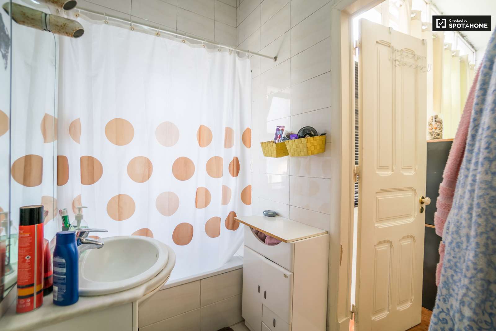 Room in Campo de Ourique, near Mercado Campo Ourique