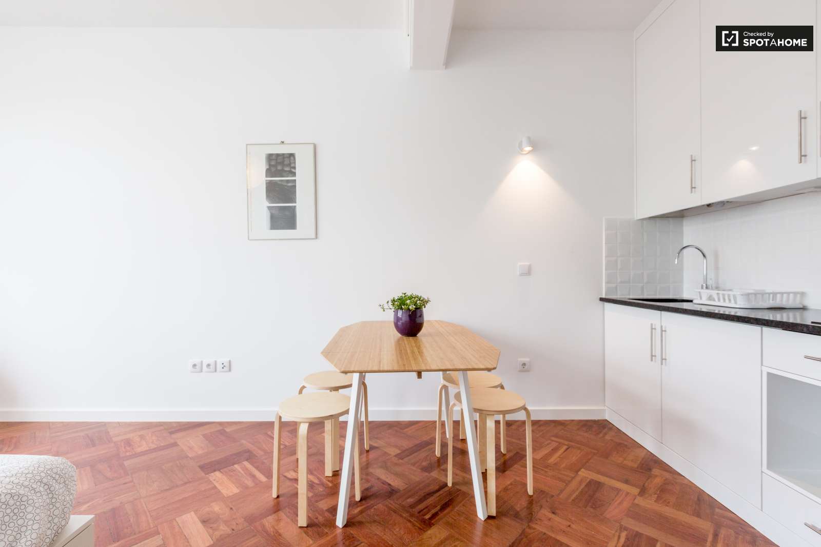 Charming studio apartment for rent in Anjos