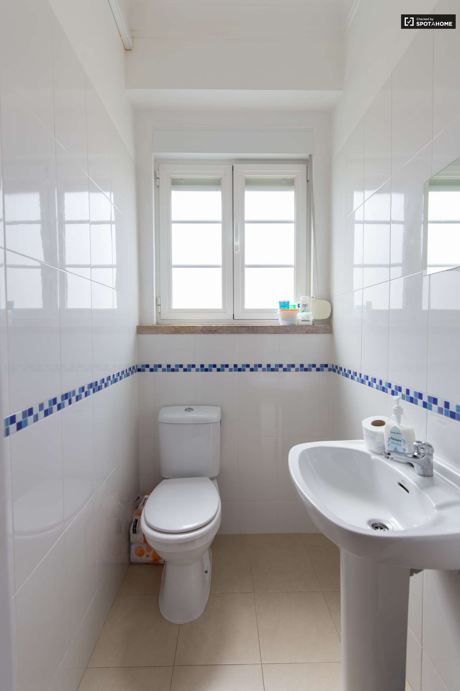 Apartamento com 2 quartos perto de Santa Apolónia